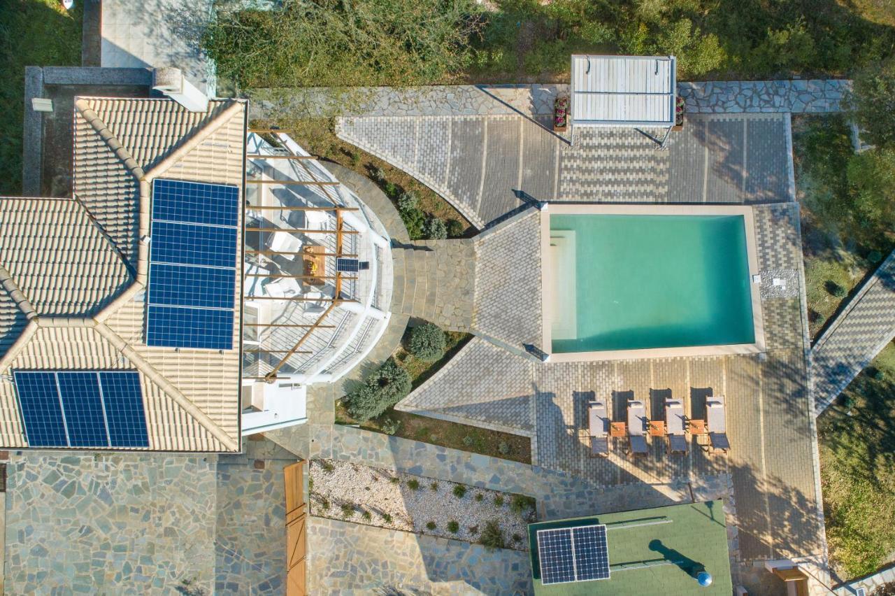 Villa Serenity - Off Grid Villa Puládesz Kültér fotó