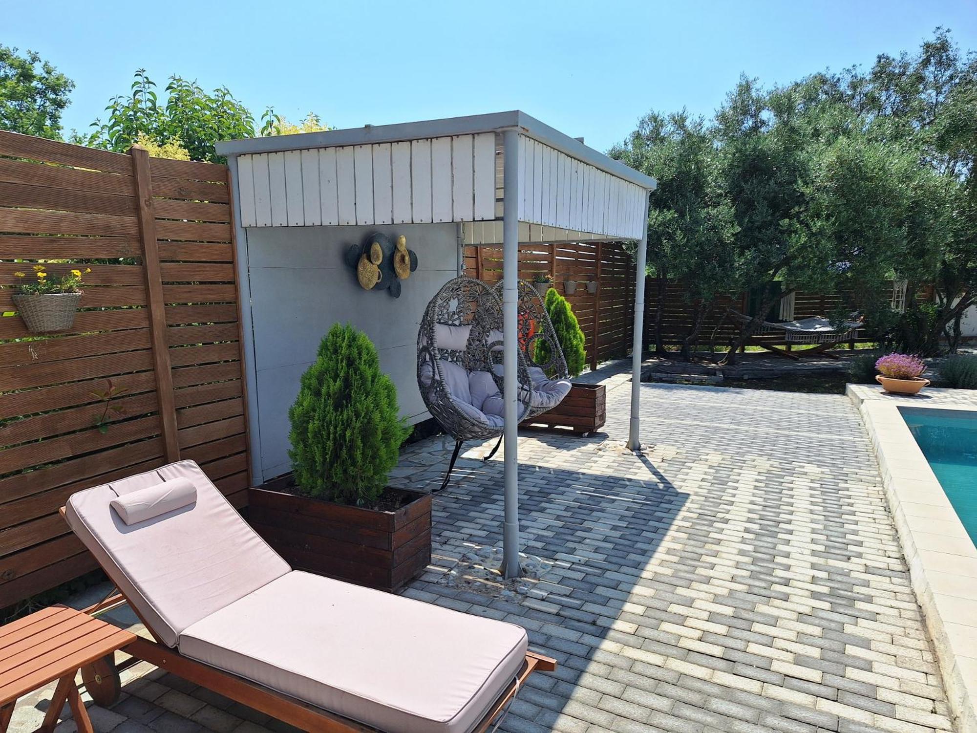 Villa Serenity - Off Grid Villa Puládesz Kültér fotó